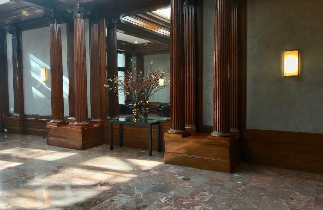 512 Van Ness Avenue Gallery 2