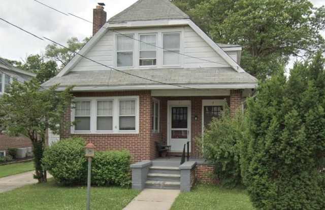 6 W HOFFMAN AVENUE photos photos