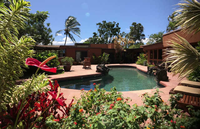 Modern Maui Sanctuary – Private Estate with Ocean Views  Luxe Amenities. photos photos