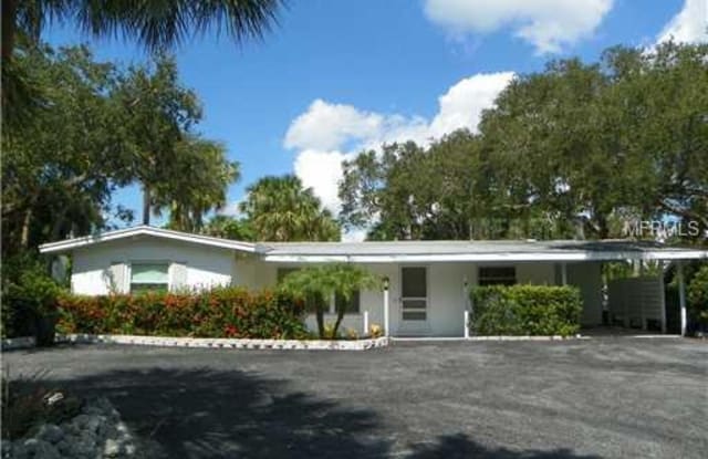 129 PIERSON LANE - 129 Pierson Lane, Sarasota, FL 34242