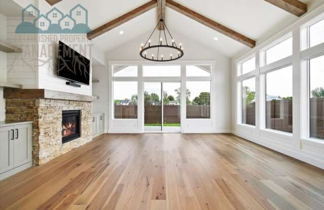 10642 West Lothbury Drive Gallery 4