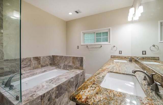 2301 North Commonwealth Avenue - 2301 North Commonwealth Avenue, Los Angeles, CA 90027