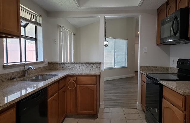 5904 Baroncrest Drive - 5904 Baroncrest Drive, Arlington, TX 76017