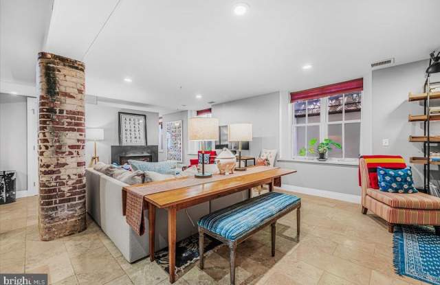 1210 QUEEN ST #1 photos photos