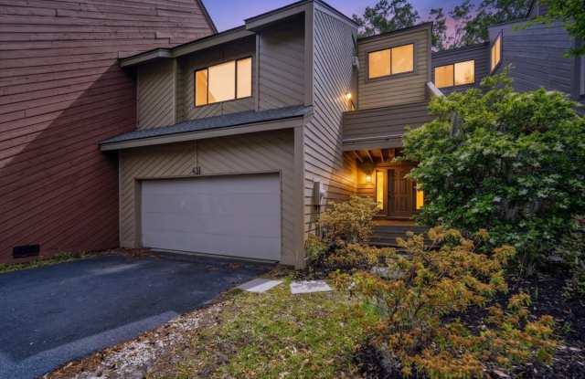 43 Arabian Drive Gallery 2