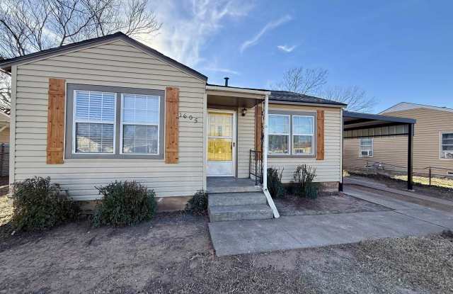 1605 HAWES AVENUE photos photos