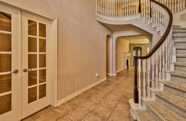 12411 Santiago Cove Lane Gallery 3