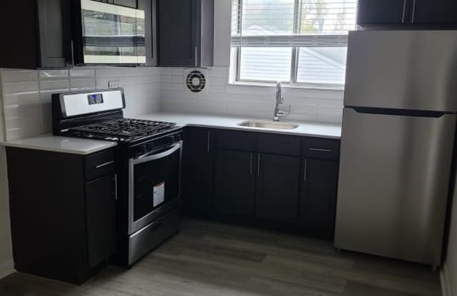 136 WHITE HORSE PIKE 1A - 136 White Horse Pike, Collingswood, NJ 08107