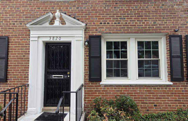 3820 V St SE - 1#202 Gallery 1