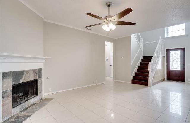 302 Winston Court Gallery 3