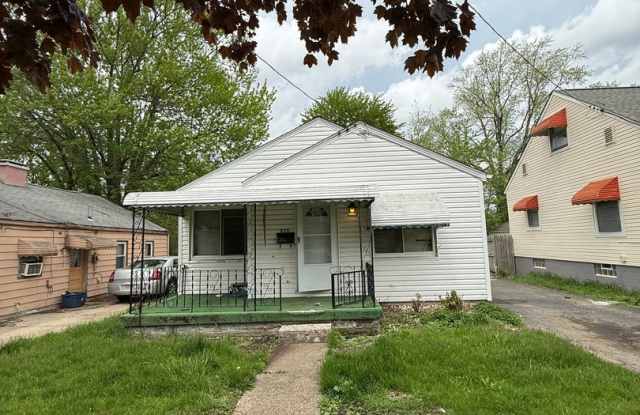 Section 8 Accepted! Newly Renovated 3-Bedroom Home photos photos