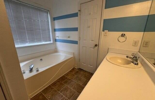 1478 Glynn View Court Gallery 4