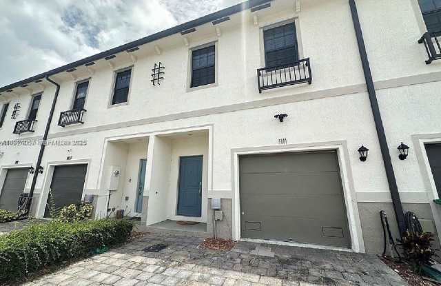 1111 NW 6th Ct photos photos