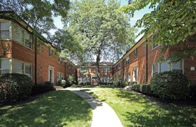 2104 West Foster Avenue - 2104 West Foster Avenue, Chicago, IL 60625