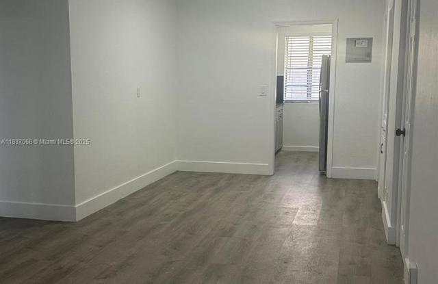 6805 Abbott Ave photos photos