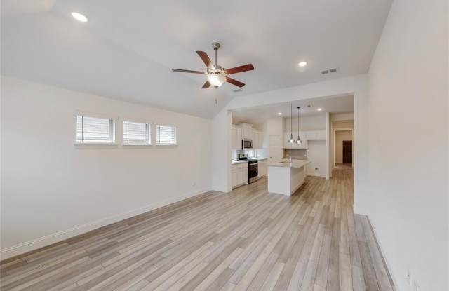272 Tallgrass Drive photos photos