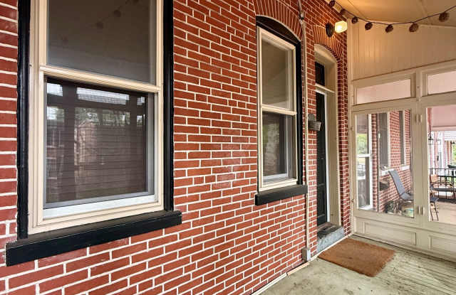 924 Lovering Avenue Gallery 4