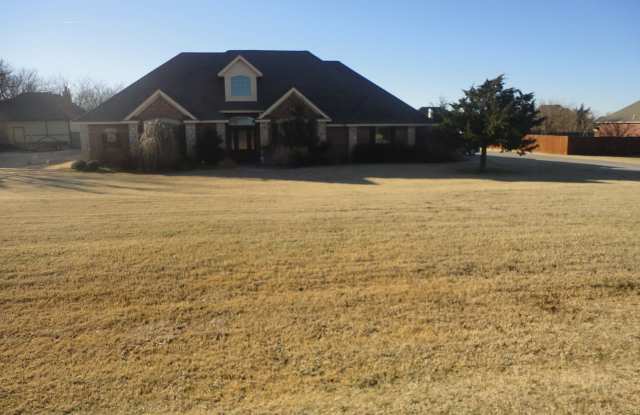 Gorgeous 4 bedroom home in Elgin Area Gallery 1