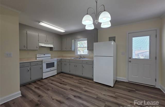 705 China Grove Highway unit: 2 - 705 China Grove Highway, Rockwell, NC 28138