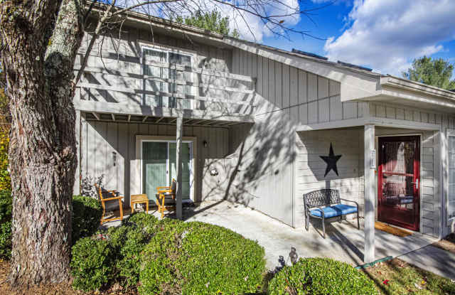 304 Chota View Place - 1 Gallery 2