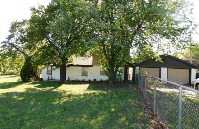 6301 S Choctaw Road Gallery 2