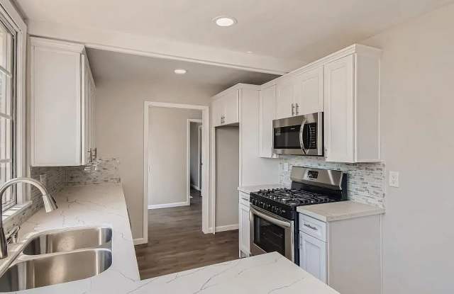 3146 South Bonita Street photos photos