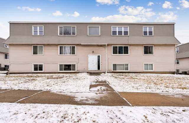 Leavitt Park Apartments - Building 1024 photos photos
