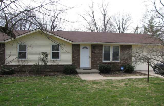 Great Location with 4 Bedrooms Rental Home photos photos