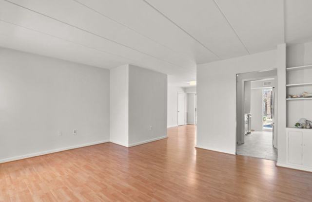 3340 Hewitt Avenue photos photos