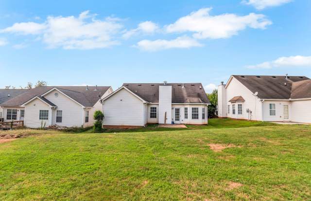 Spacious 3 Bedroom Gallery 4