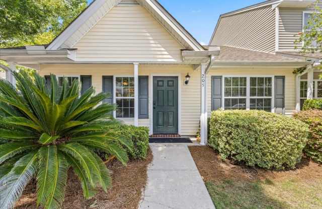 Cute, Convenient Townhome! photos photos Cute, Convenient Townhome! photos photos