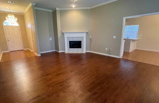 4 Bedroom 2 Bath Home in Clinton for RENT! Gallery 4