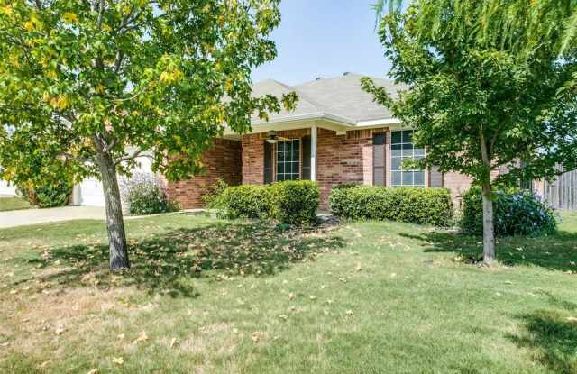 4703 Fox Meadows Lane - 4703 Fox Meadows Lane, Mansfield, TX 76063