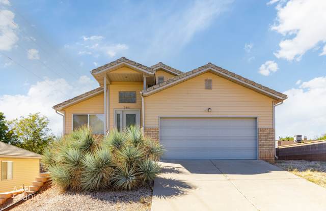 3 Bedroom, 2 Bathroom Home on Truman Drive photos photos
