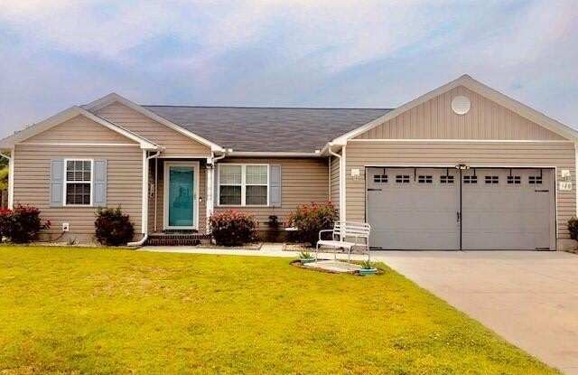 120 Eagle Ridge Drive - 120 Eagle Ridge Drive, Onslow County, NC 28518