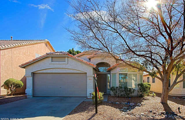 8701 E AVALON Drive photos photos