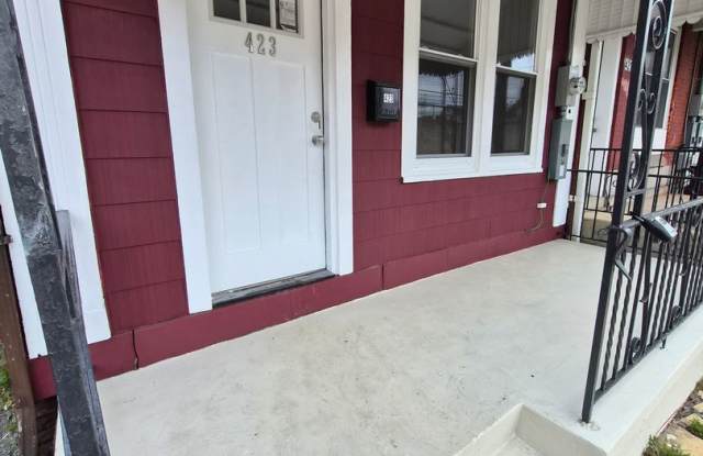 Move-In Ready Now! Completely Renovated 4 Bedrooms Home for Rent. Gallery 4