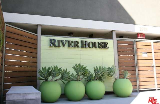 2978 Ripple Pl - 2978 Ripple Place, Los Angeles, CA 90039