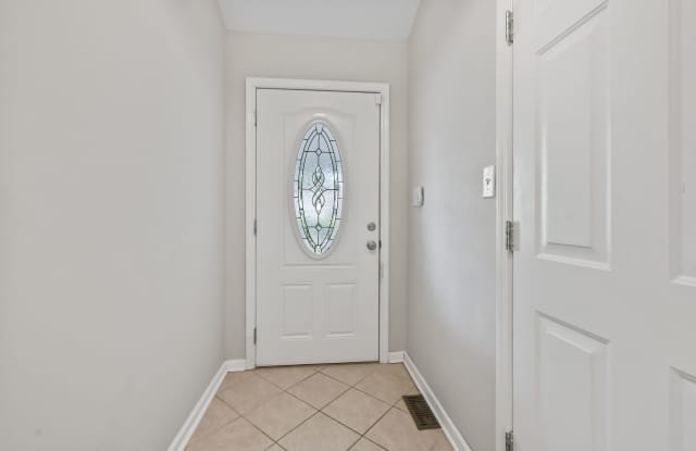 961 Castlewood Drive Gallery 3