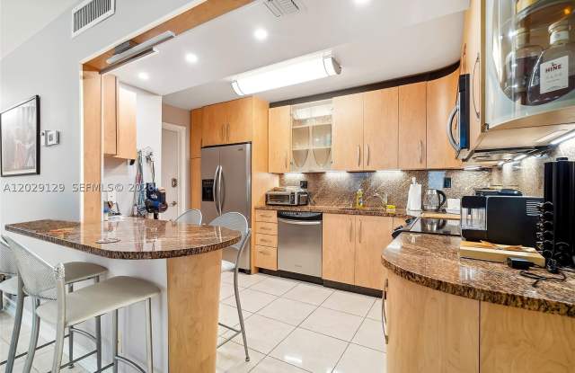 1400 S Ocean Dr photos photos