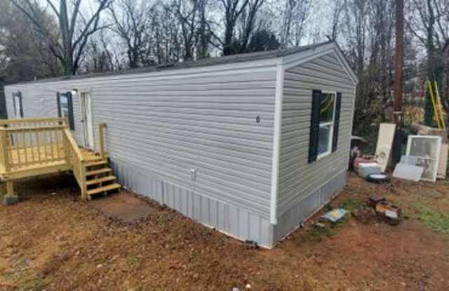 8364 Cedar St - 6 photos photos