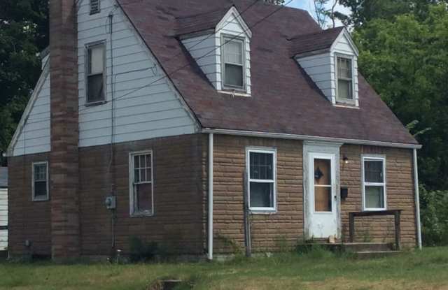 YOUNGSTOWN SOUTH 2-3 BED HOME photos photos