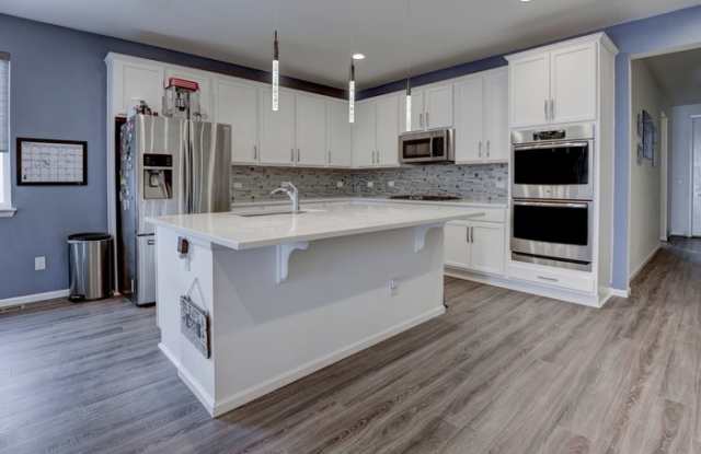 7393 Greenwater Circle Gallery 3