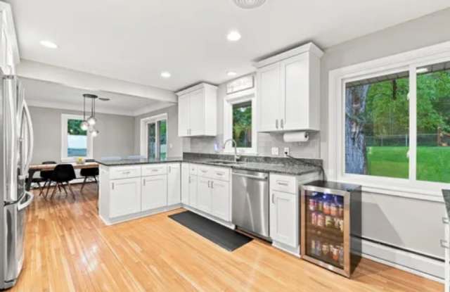 3600 Sunrise Drive East Gallery 2