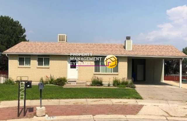 Lovely 3 Bedroom Rambler in West Jordan! photos photos