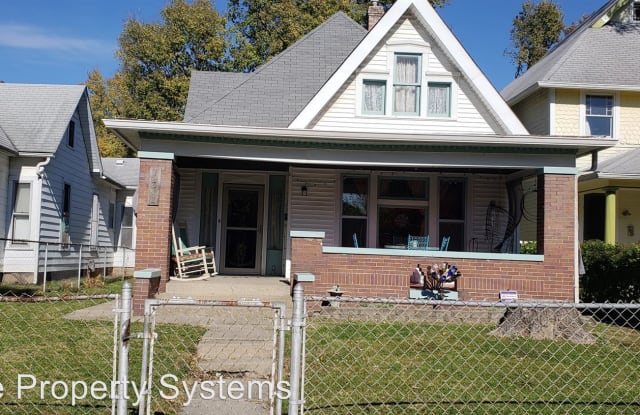 1432 Woodlawn Ave - 1432 Woodlawn Avenue, Indianapolis, IN 46203