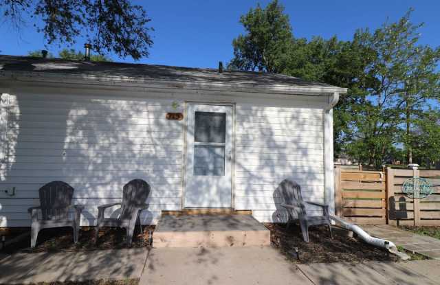 Updated Duplex for Rent photos photos