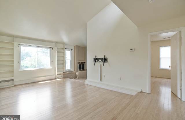 15609 POWELL LANE Gallery 3