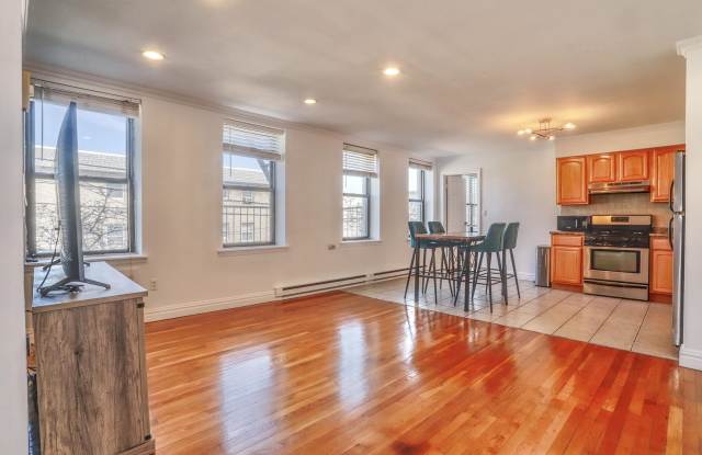 129 FRANKLIN ST - 129 Franklin Street, Jersey City, NJ 07307 129 FRANKLIN ST - 129 Franklin Street, Jersey City, NJ 07307