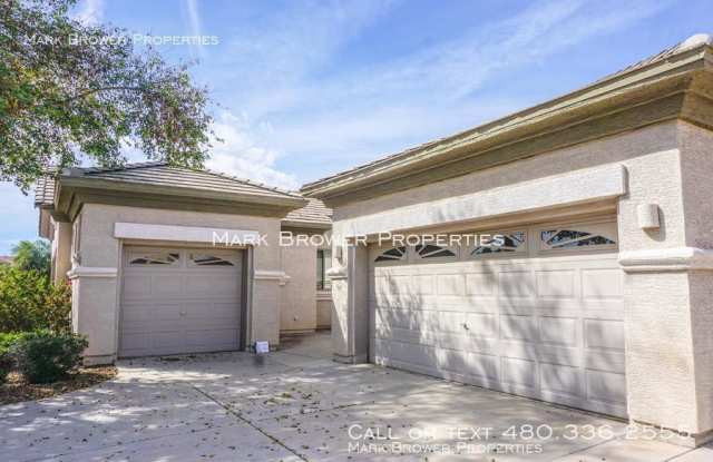 2952 E Winged Foot Dr Gallery 2